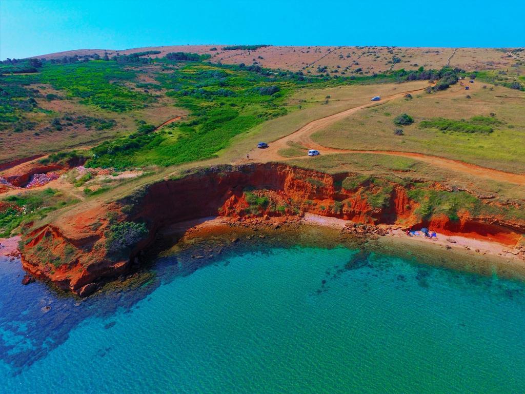 Apartmani Villa Adriatic วีร์ ภายนอก รูปภาพ